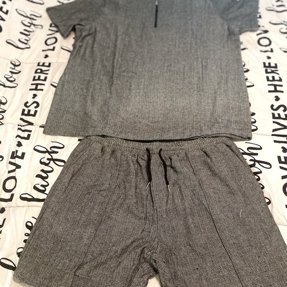 Men’s shorts set and leisure shorts - Picture 1 of 3